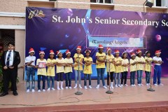 christmas-carol-1