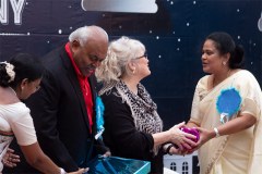 white-gift-ceremony-10-1