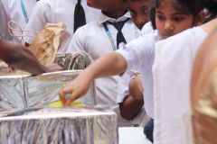 white-gift-ceremony-31