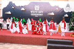 white-gift-ceremony-36