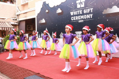 white-gift-ceremony-37