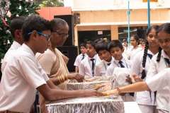 white-gift-ceremony-41