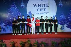 White-gift-ceremony-2
