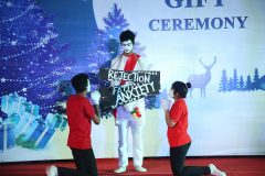 White-gift-ceremony-3
